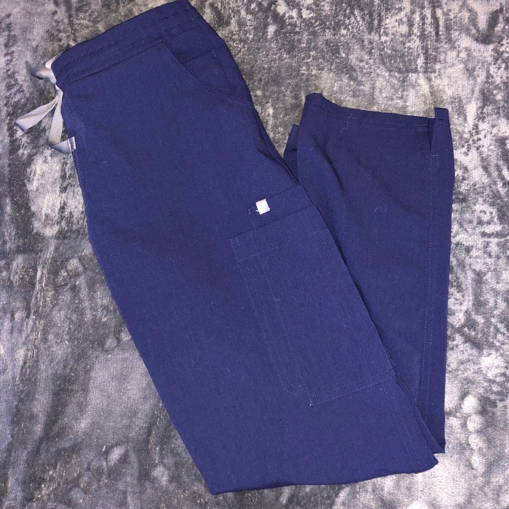 Figs Yola Skinny Navy Scrub Bottoms petite